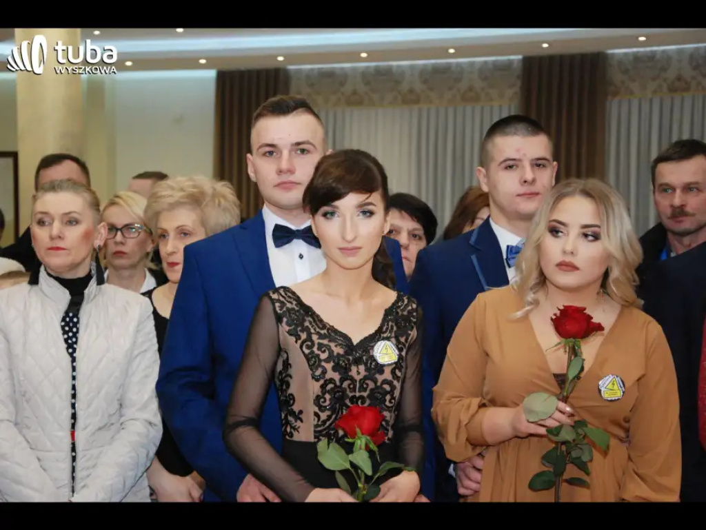 Bal maturalny w 