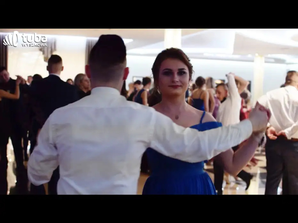 Bal maturalny w 