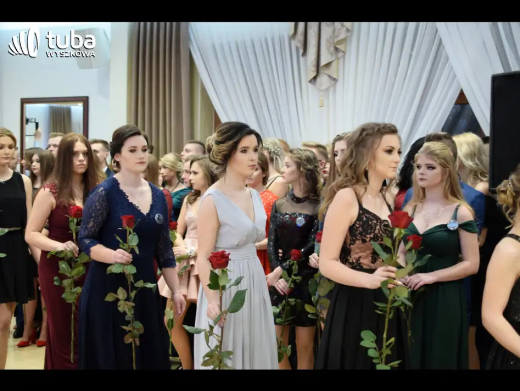 Bal maturalny w 