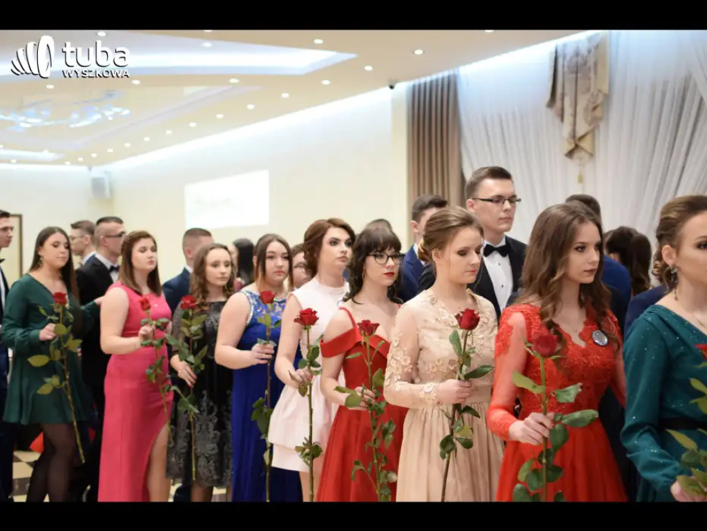 Bal maturalny w 