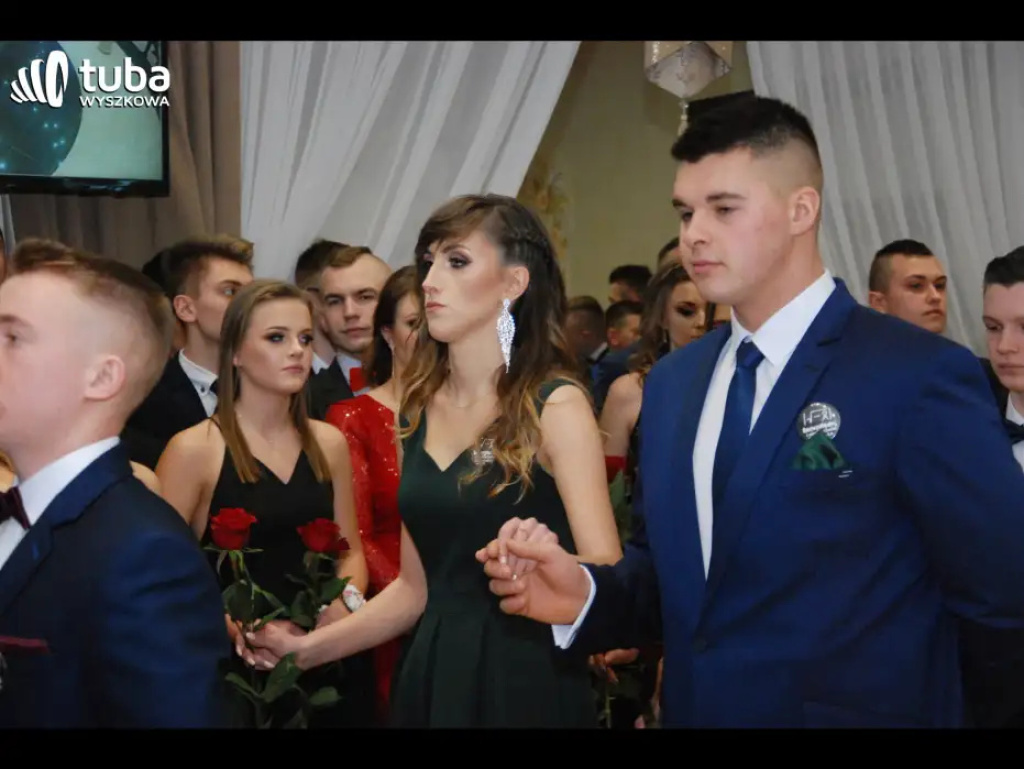 Bal maturalny w 