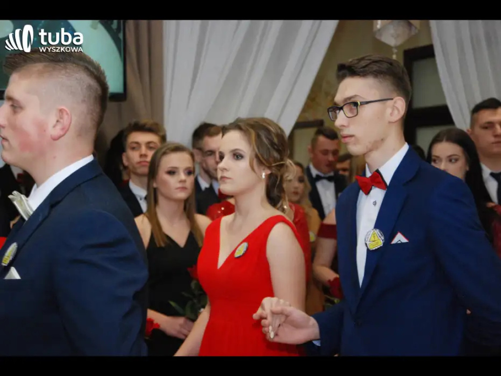 Bal maturalny w 