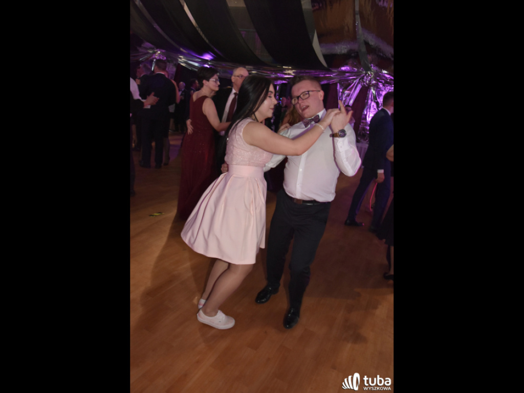 A teraz niech żyje bal! Studniówka Zespołu Szkół nr 1 w Wyszkowie