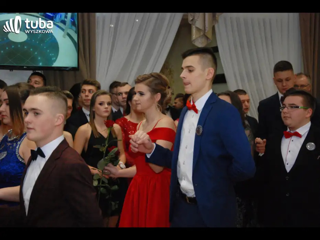 Bal maturalny w 