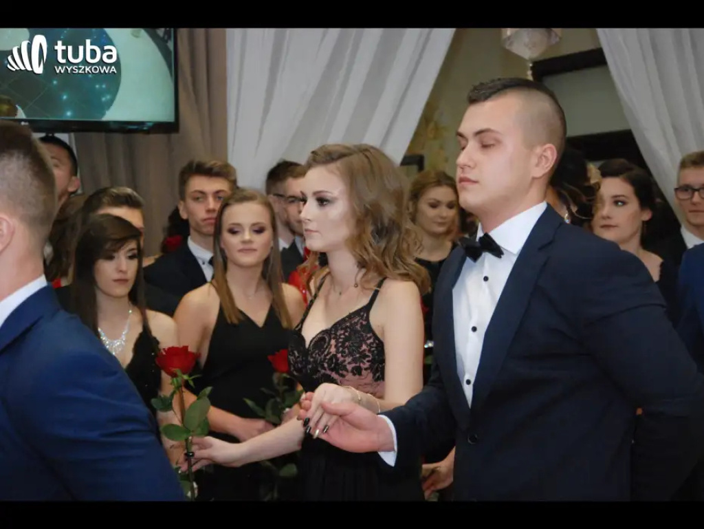 Bal maturalny w 