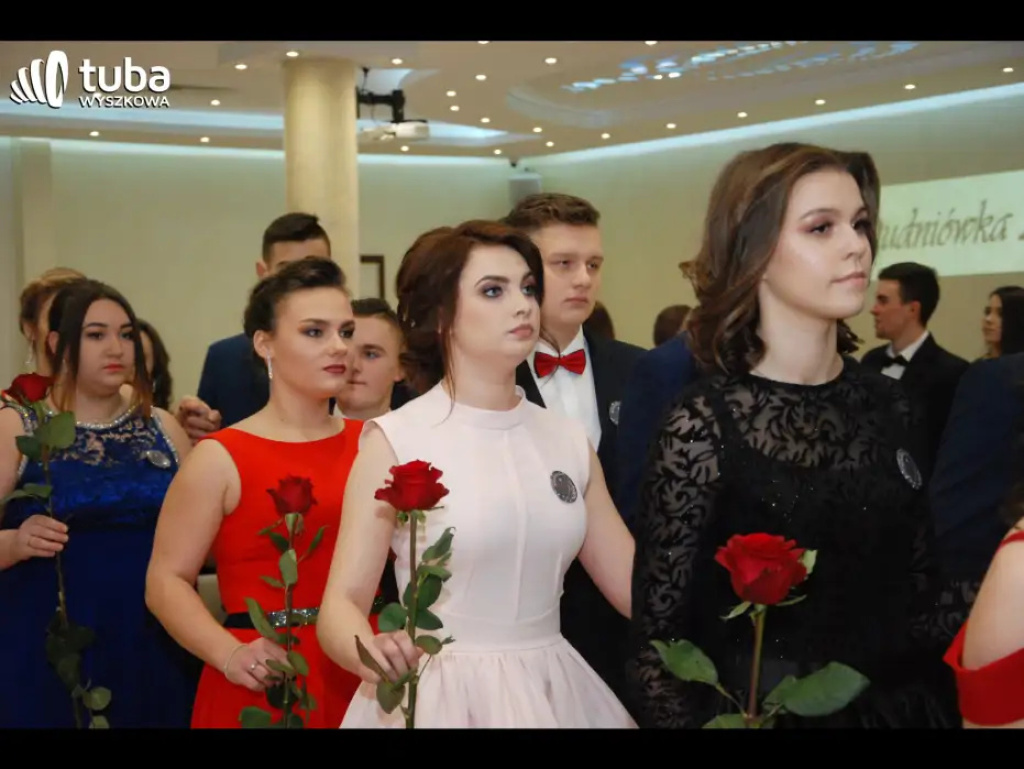 Bal maturalny w 