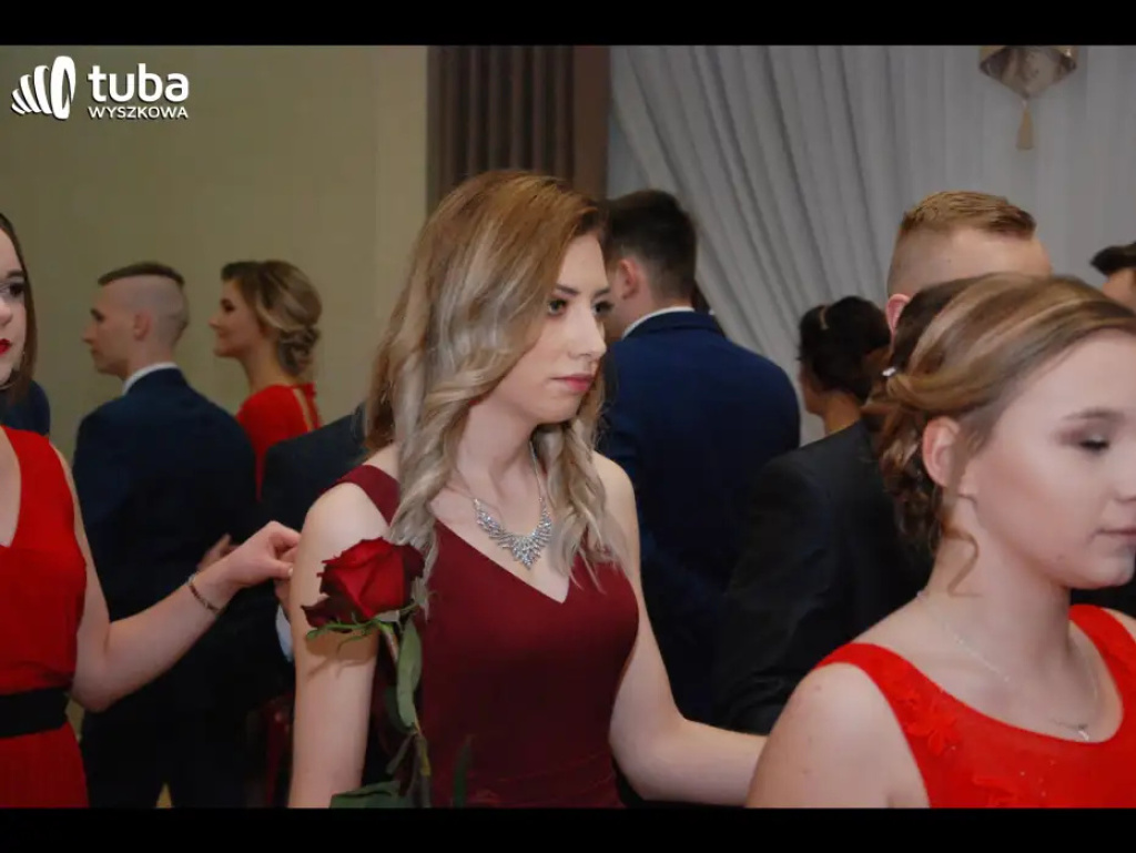 Bal maturalny w 