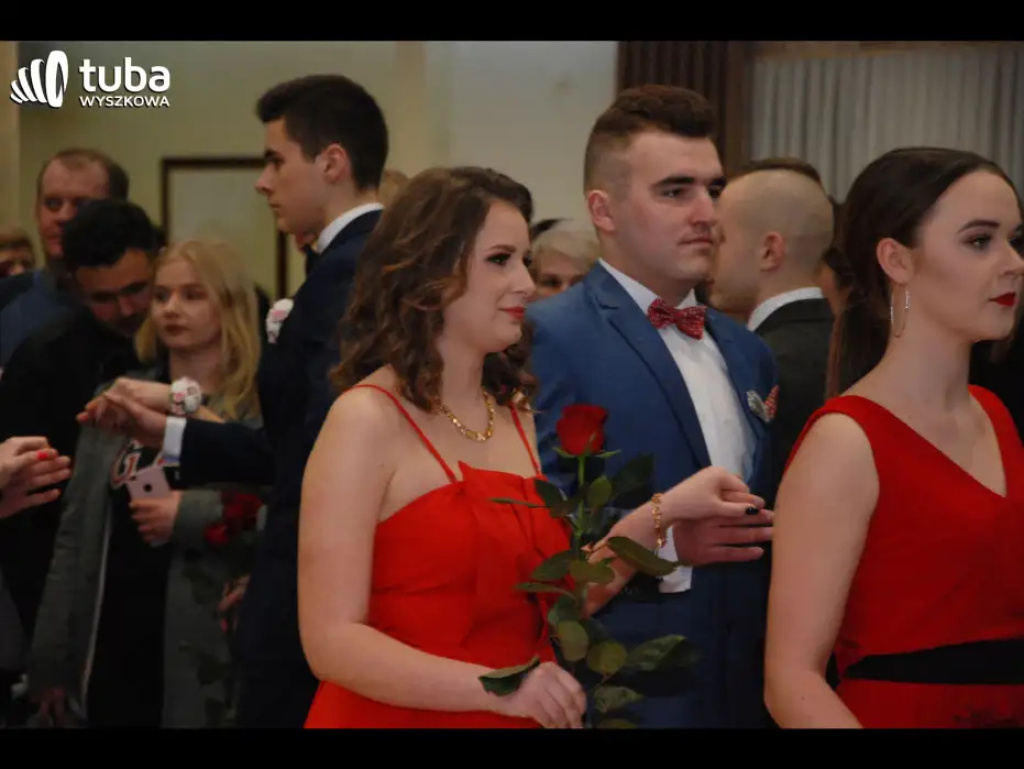 Bal maturalny w 