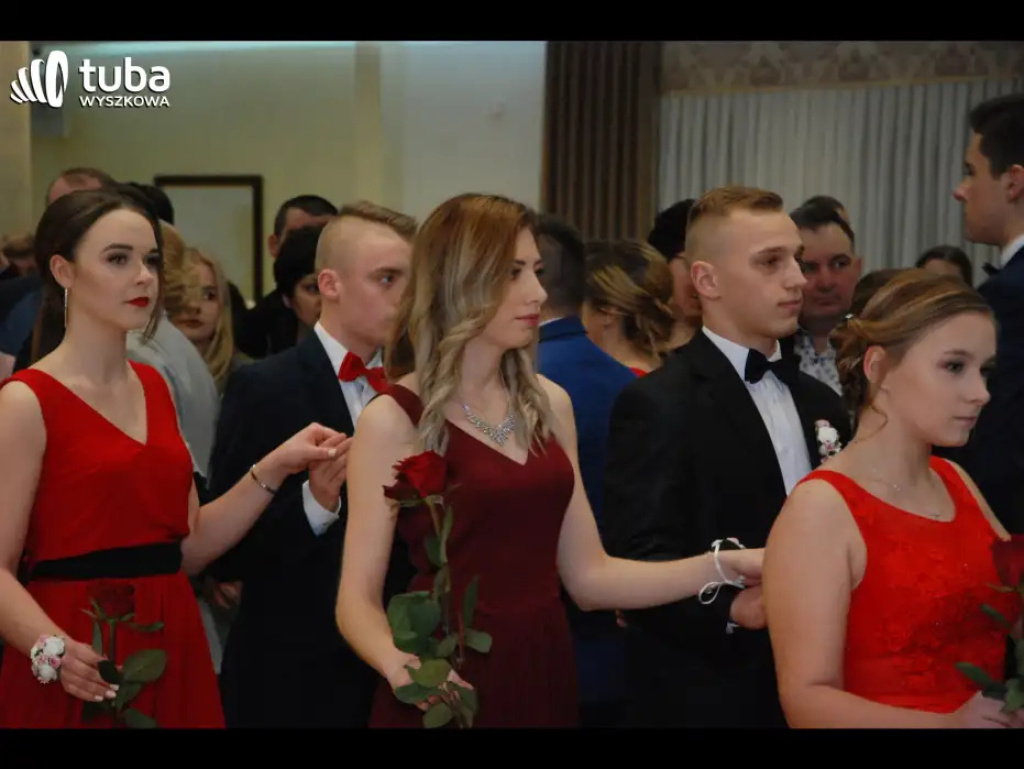 Bal maturalny w 