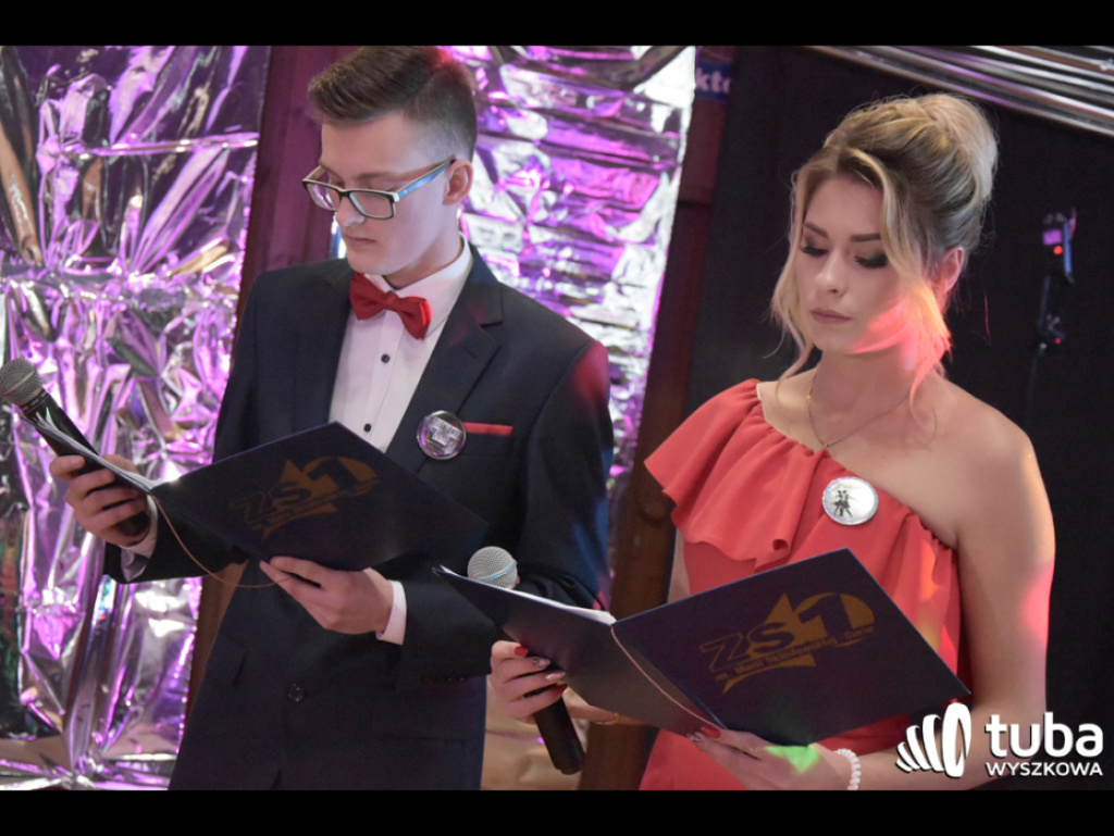 A teraz niech żyje bal! Studniówka Zespołu Szkół nr 1 w Wyszkowie