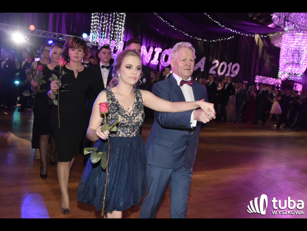 A teraz niech żyje bal! Studniówka Zespołu Szkół nr 1 w Wyszkowie