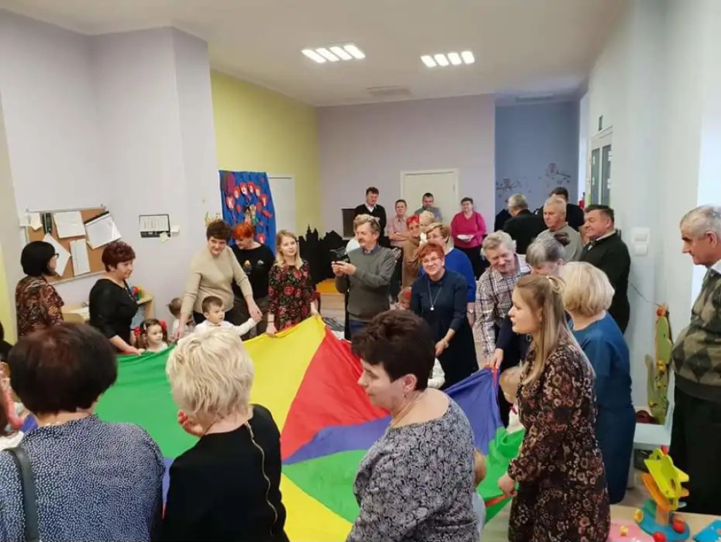 Pierwszy Dzień Babci i Dzień Dziadka w Żłobku A KU KU