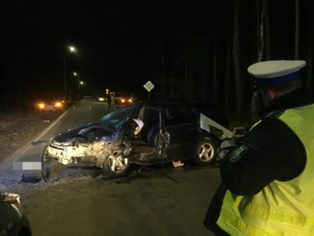 Wypadek i dwie kolizje - fatalny bilans wtorkowego popołudnia na wyszkowskich drogach (video)