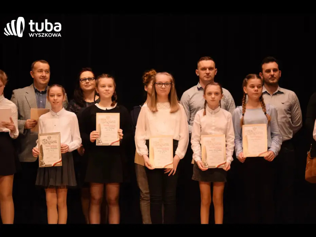 Ponad 100 prymusów ze Szkoły Podstawowej nr 2 otrzymało nagrody