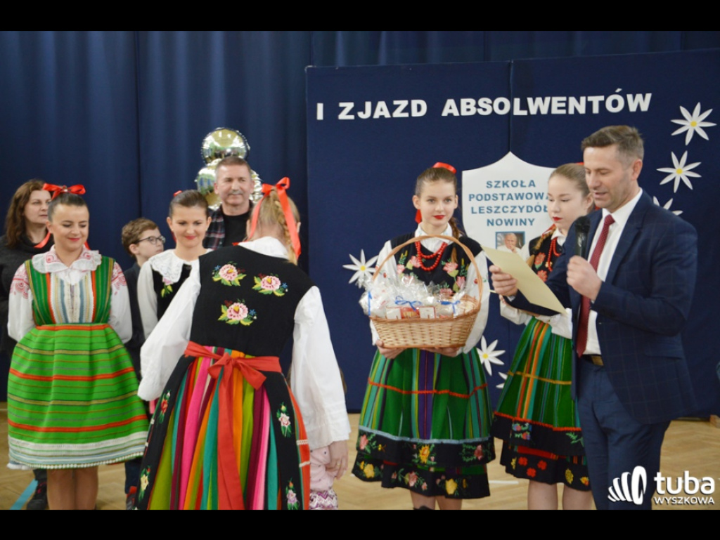 Powróćmy jak za dawnych lat, w zaczarowany szkolny świat... I Zjazd Absolwentów Szkoły Podstawowej w Leszczydole-Nowinach