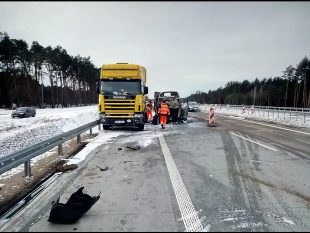 Zderzenie i pożar na 