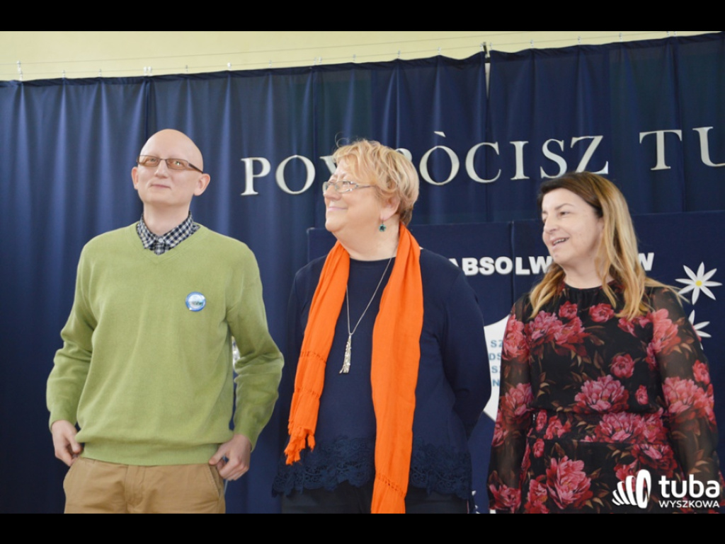 Powróćmy jak za dawnych lat, w zaczarowany szkolny świat... I Zjazd Absolwentów Szkoły Podstawowej w Leszczydole-Nowinach
