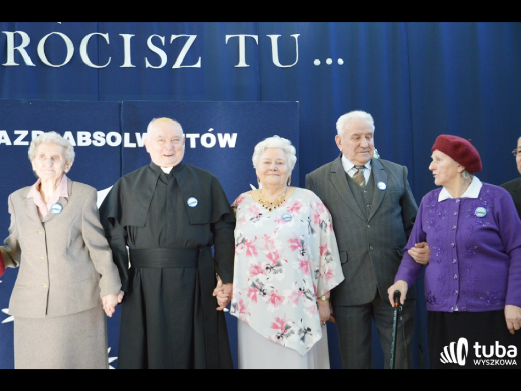 Powróćmy jak za dawnych lat, w zaczarowany szkolny świat... I Zjazd Absolwentów Szkoły Podstawowej w Leszczydole-Nowinach