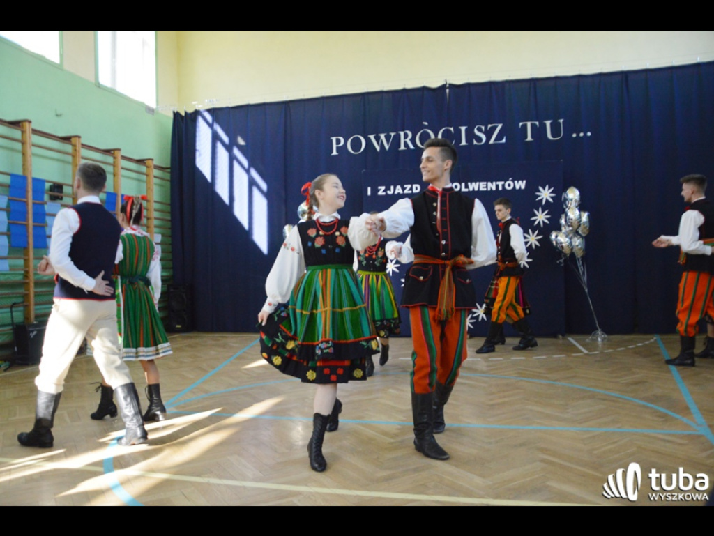 Powróćmy jak za dawnych lat, w zaczarowany szkolny świat... I Zjazd Absolwentów Szkoły Podstawowej w Leszczydole-Nowinach