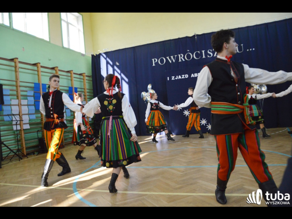 Powróćmy jak za dawnych lat, w zaczarowany szkolny świat... I Zjazd Absolwentów Szkoły Podstawowej w Leszczydole-Nowinach