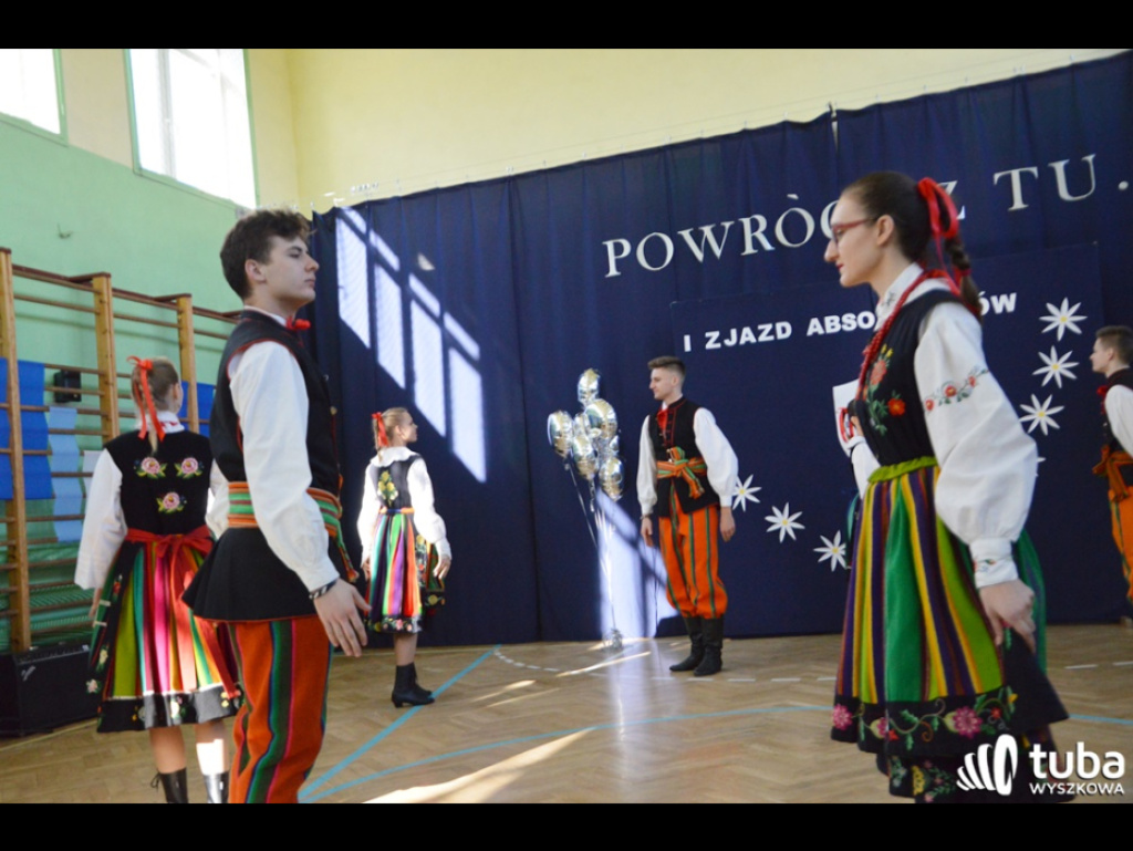 Powróćmy jak za dawnych lat, w zaczarowany szkolny świat... I Zjazd Absolwentów Szkoły Podstawowej w Leszczydole-Nowinach
