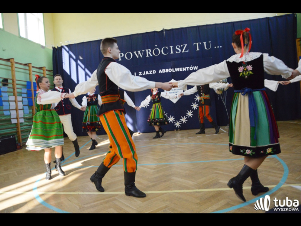 Powróćmy jak za dawnych lat, w zaczarowany szkolny świat... I Zjazd Absolwentów Szkoły Podstawowej w Leszczydole-Nowinach