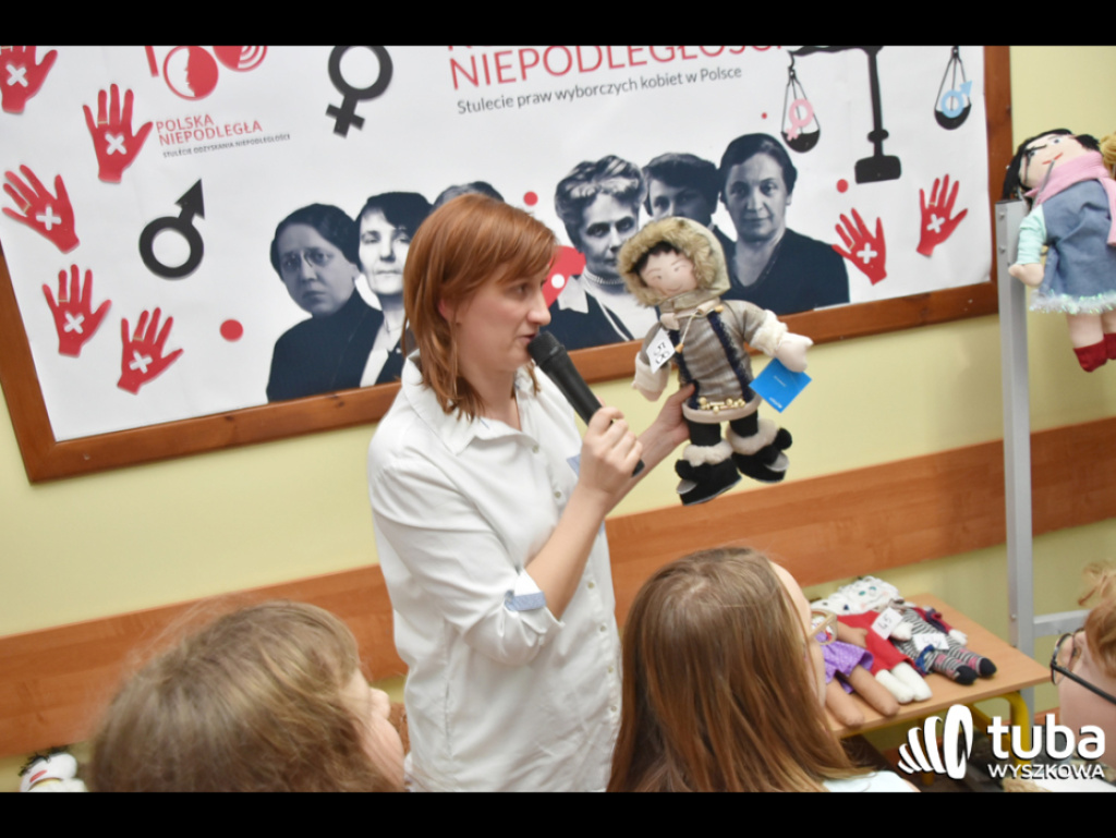Szmaciane laleczki w szczytnym celu. SP nr 1 w akcji UNICEF 