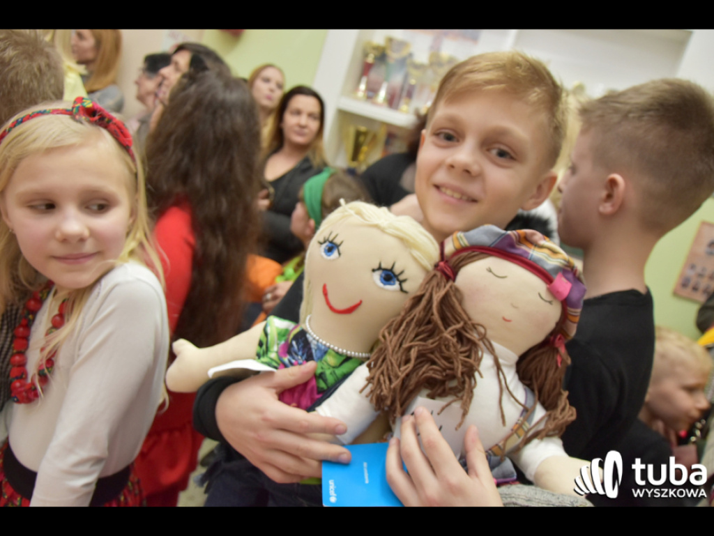Szmaciane laleczki w szczytnym celu. SP nr 1 w akcji UNICEF 