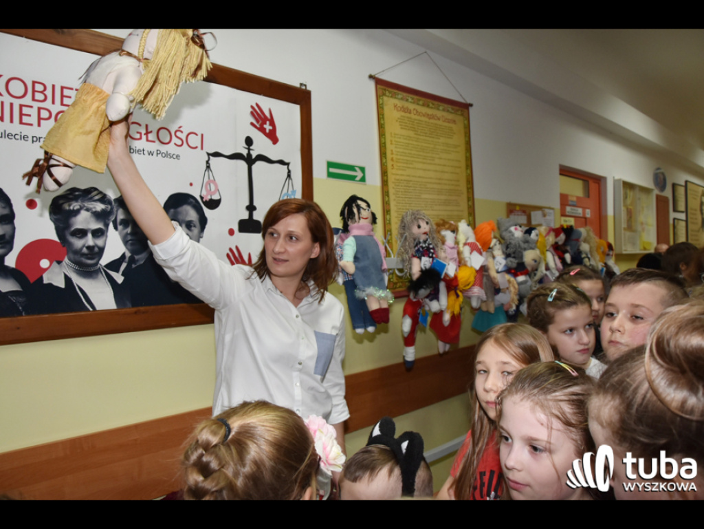 Szmaciane laleczki w szczytnym celu. SP nr 1 w akcji UNICEF 