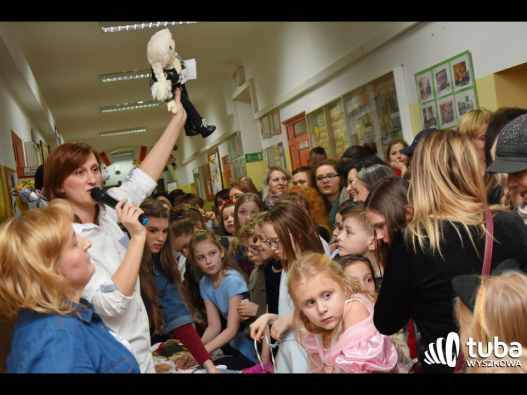 Szmaciane laleczki w szczytnym celu. SP nr 1 w akcji UNICEF 