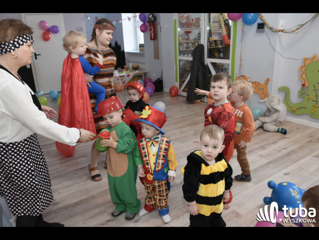 W krainie zabawy. Niezwykły bal karnawałowy w Żłobku A KUKU (video)