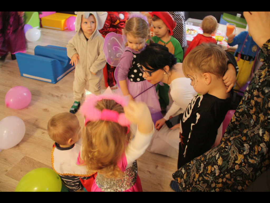 W krainie zabawy. Niezwykły bal karnawałowy w Żłobku A KUKU (video)