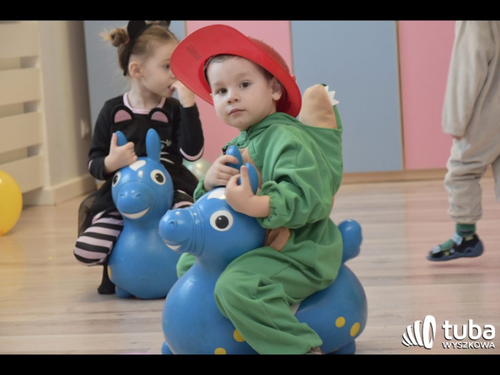 W krainie zabawy. Niezwykły bal karnawałowy w Żłobku A KUKU (video)
