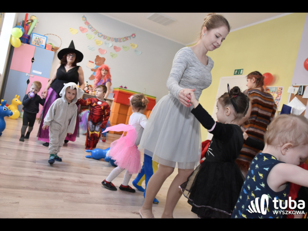 W krainie zabawy. Niezwykły bal karnawałowy w Żłobku A KUKU (video)