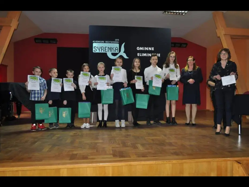W Długosiodle odbyły się gminne eliminacje do konkursu recytatorskiego 