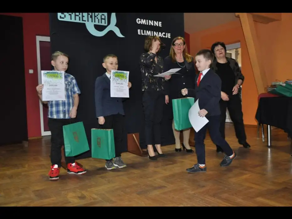 W Długosiodle odbyły się gminne eliminacje do konkursu recytatorskiego 