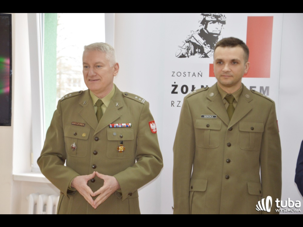 Ci, którzy by chcieli założyć mundur...  W Wyszkowie ruszyła kwalifikacja wojskowa