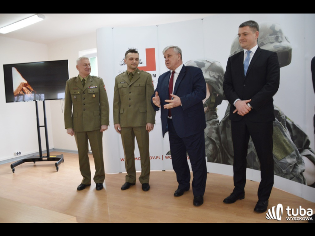 Ci, którzy by chcieli założyć mundur...  W Wyszkowie ruszyła kwalifikacja wojskowa
