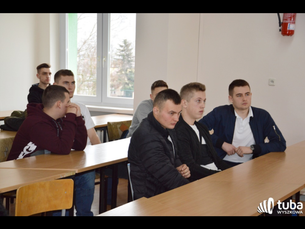 Ci, którzy by chcieli założyć mundur...  W Wyszkowie ruszyła kwalifikacja wojskowa