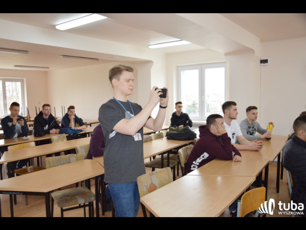 Ci, którzy by chcieli założyć mundur...  W Wyszkowie ruszyła kwalifikacja wojskowa
