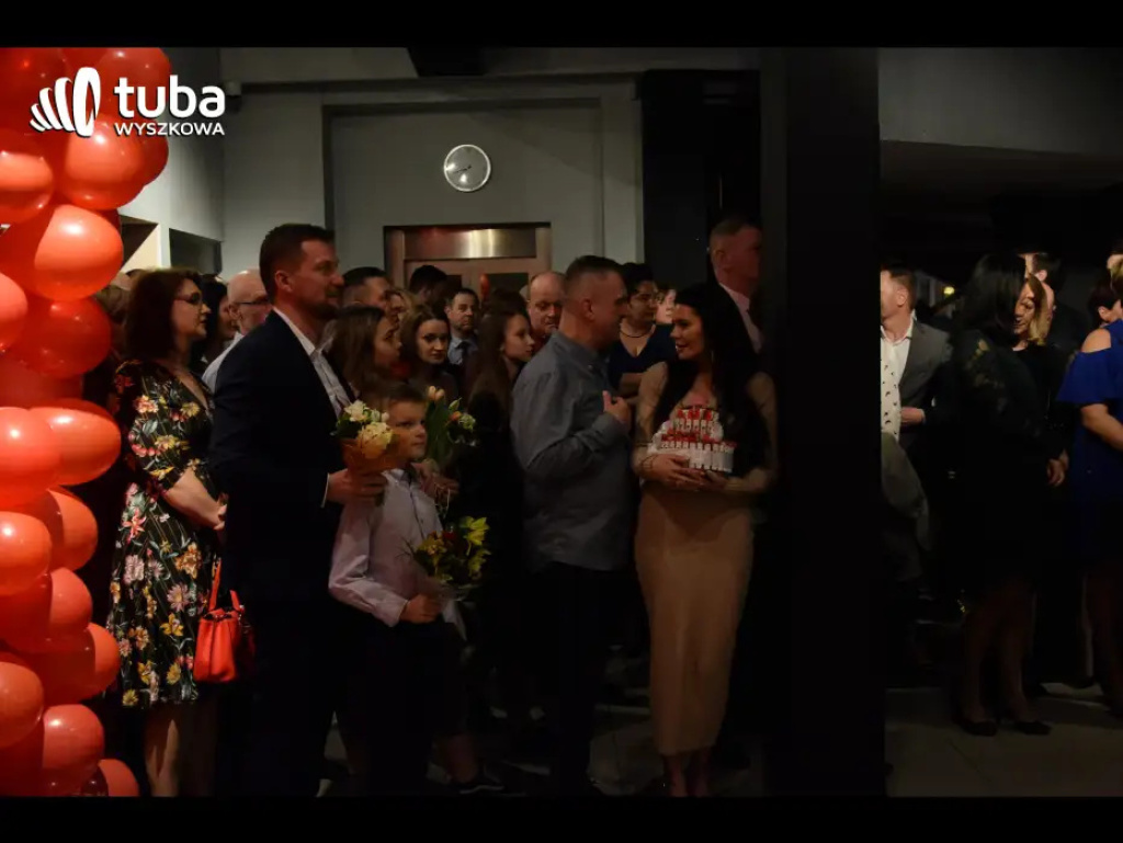 „To było jak cudowny sen, grupa dzieciaków się zebrała…”. Jubileusz 35-lecia Rewii Dziecięcej „Sylaba” (video)