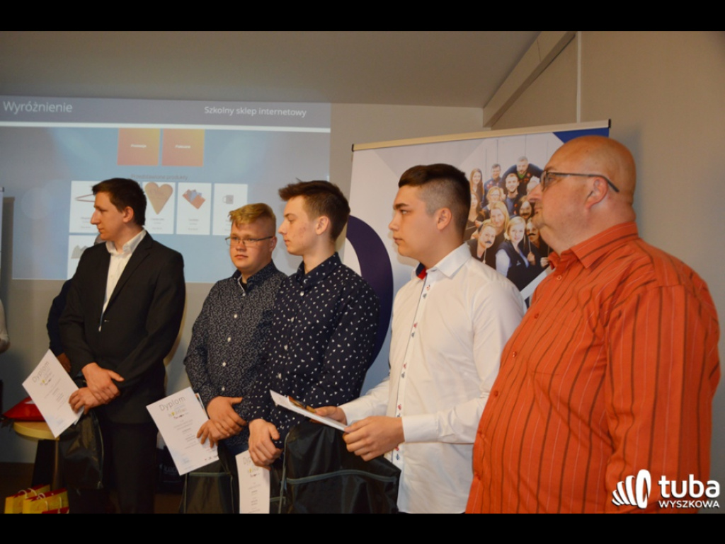 Rozwijanie kreatywności wśród młodzieży. II edycja konkursu Quad Graphics 