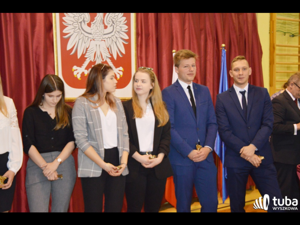 Wstęp do dorosłego, dojrzałego życia... Uroczyste pożegnanie maturzystów w ZS nr 3 w Wyszkowie