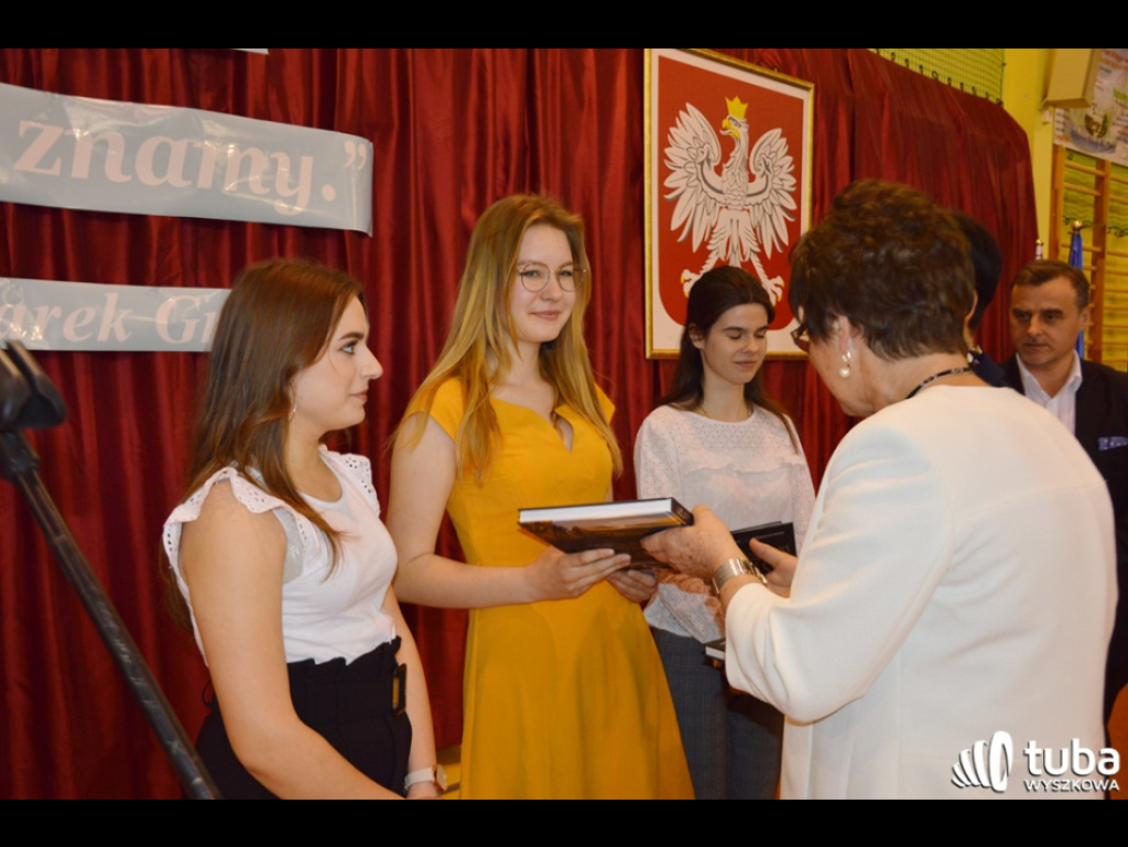 Wstęp do dorosłego, dojrzałego życia... Uroczyste pożegnanie maturzystów w ZS nr 3 w Wyszkowie