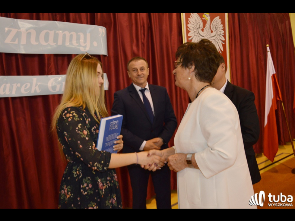 Wstęp do dorosłego, dojrzałego życia... Uroczyste pożegnanie maturzystów w ZS nr 3 w Wyszkowie