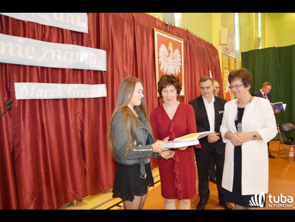 Wstęp do dorosłego, dojrzałego życia... Uroczyste pożegnanie maturzystów w ZS nr 3 w Wyszkowie