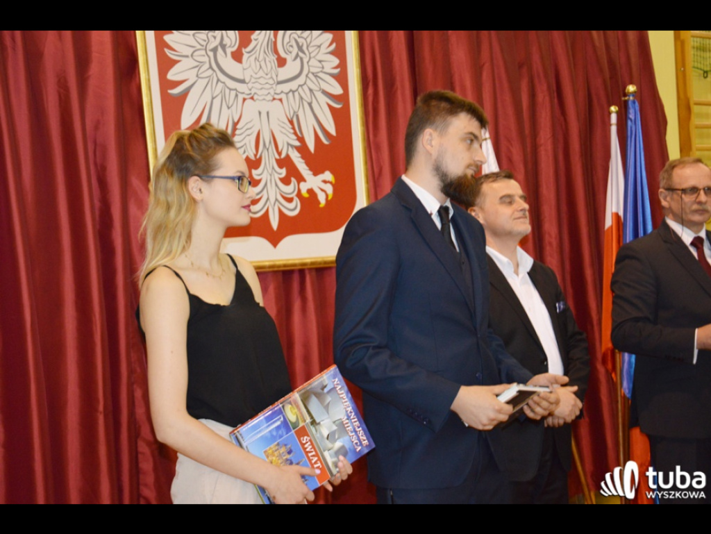 Wstęp do dorosłego, dojrzałego życia... Uroczyste pożegnanie maturzystów w ZS nr 3 w Wyszkowie