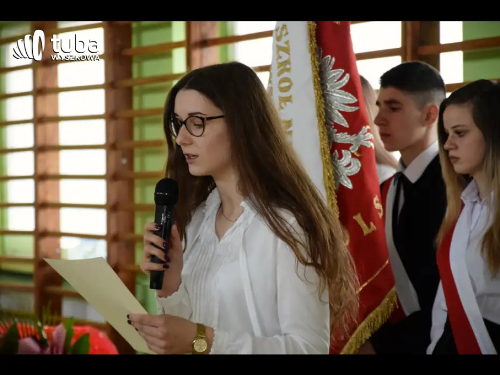 Pożegnanie ze „Skłodowską”. Abiturienci ZS nr 1 zakończyli naukę