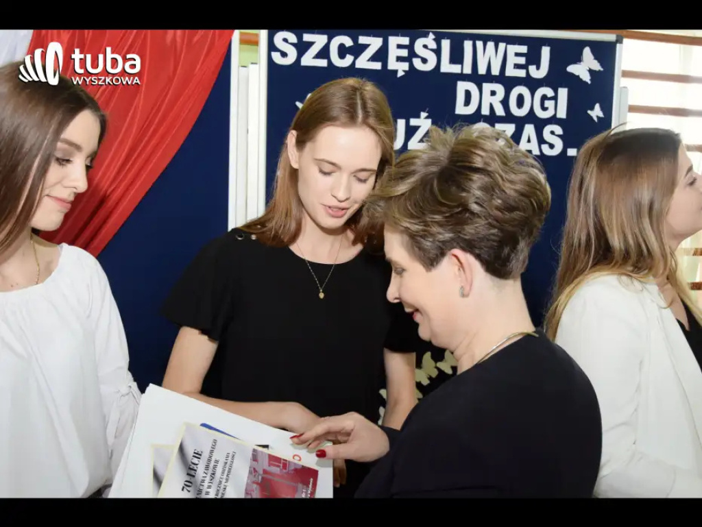 Pożegnanie ze „Skłodowską”. Abiturienci ZS nr 1 zakończyli naukę