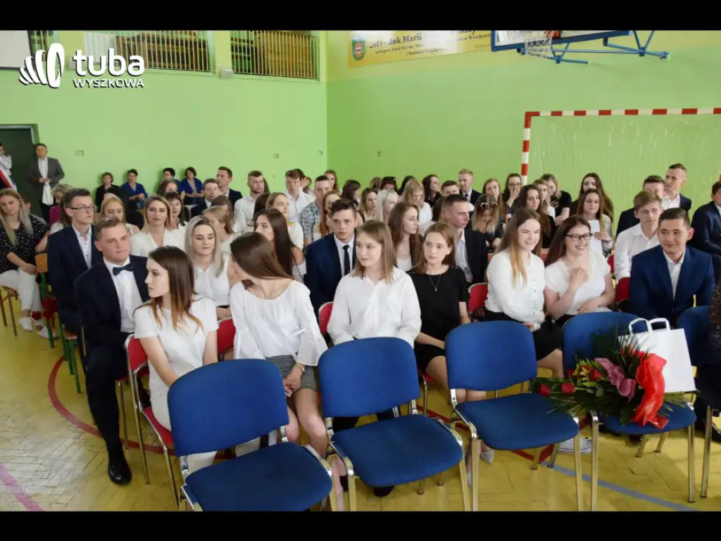 Pożegnanie ze „Skłodowską”. Abiturienci ZS nr 1 zakończyli naukę